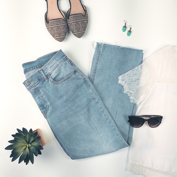 Old Navy Denim - Distressed Raw Edge Cropped Flare Ankle Jeans